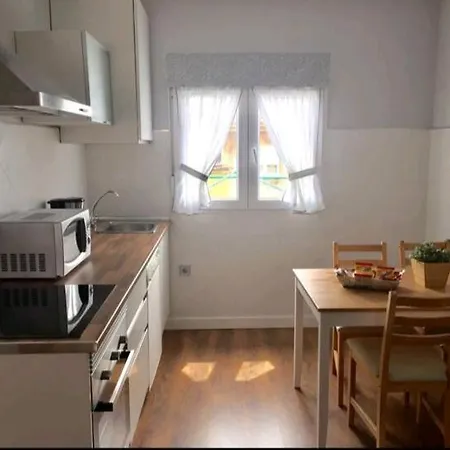 Puerto Deportivo Apartment *